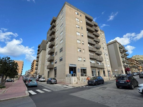 appartamento in vendita ad Erice in zona Casa Santa