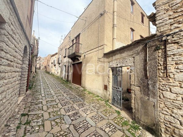 casa indipendente in vendita ad Erice