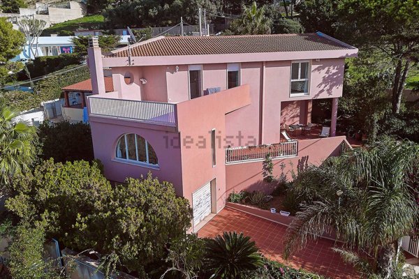 casa indipendente in vendita ad Erice