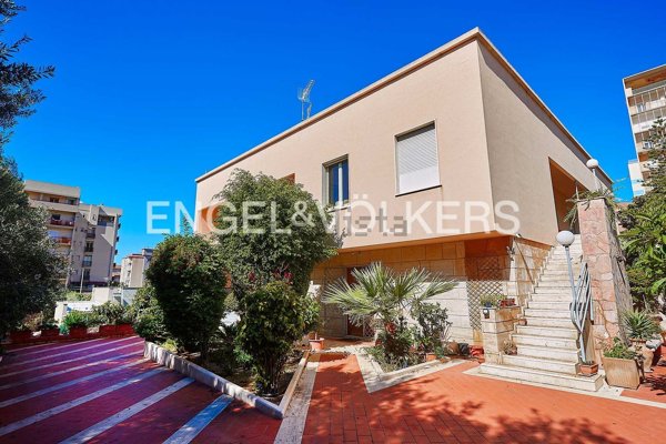 casa indipendente in vendita ad Erice