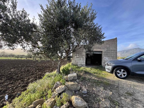 terreno agricolo in vendita ad Erice in zona Tangi