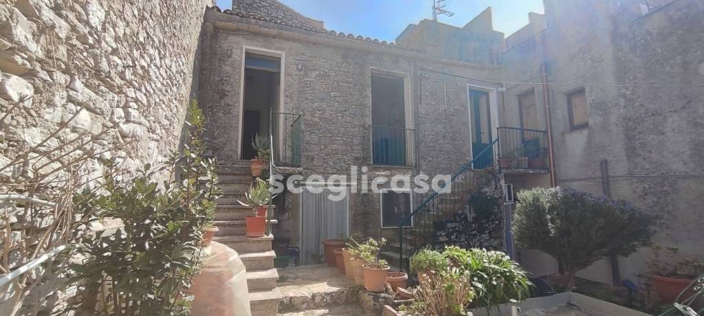 appartamento in vendita ad Erice