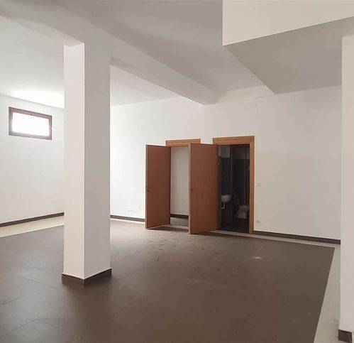 locale commerciale in vendita ad Erice in zona Casa Santa