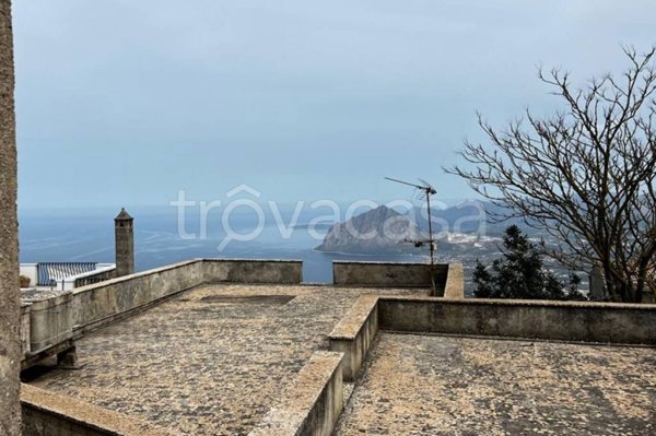 casa indipendente in vendita ad Erice