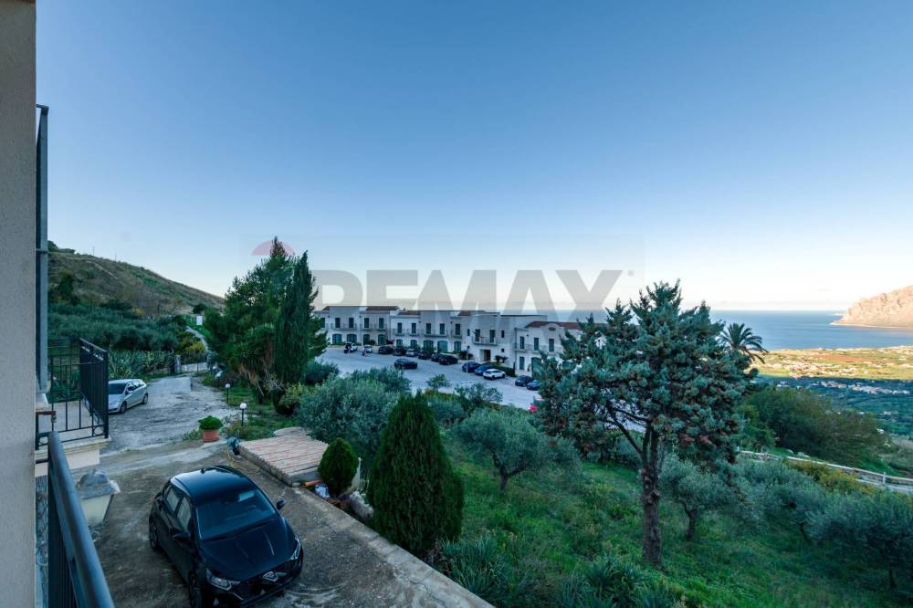 casa indipendente in vendita ad Erice