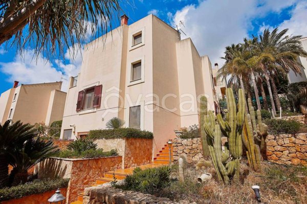 casa indipendente in vendita ad Erice