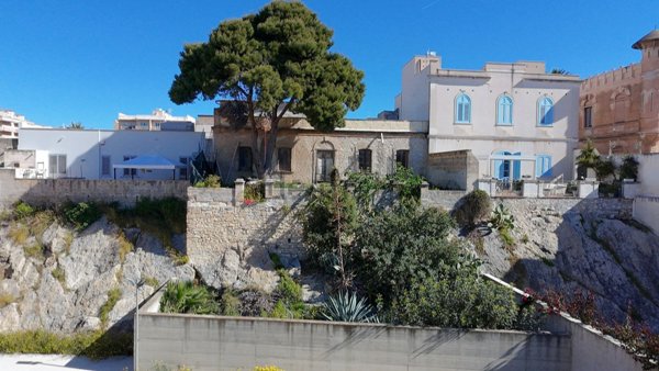 casa indipendente in vendita ad Erice