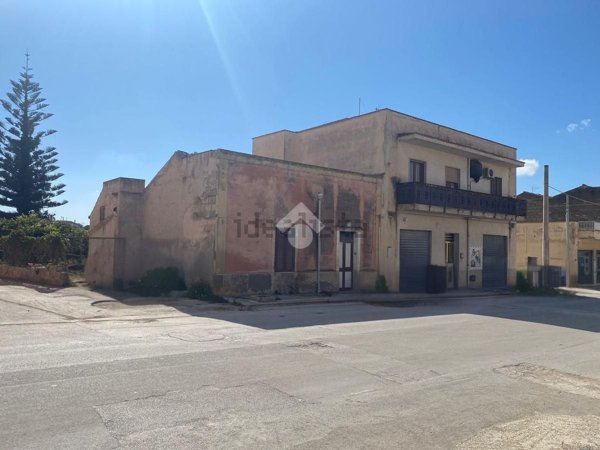 casa indipendente in vendita ad Erice in zona Napola