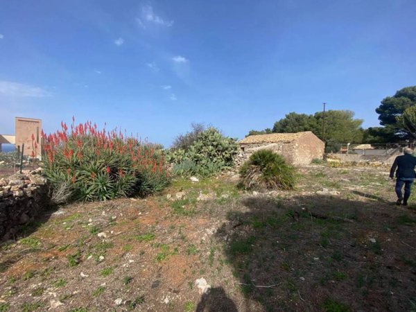 casa indipendente in vendita ad Erice