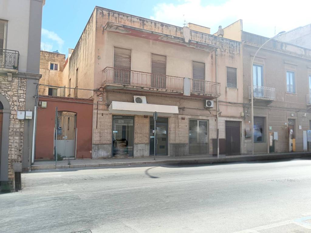 locale commerciale in vendita ad Erice in zona Casa Santa