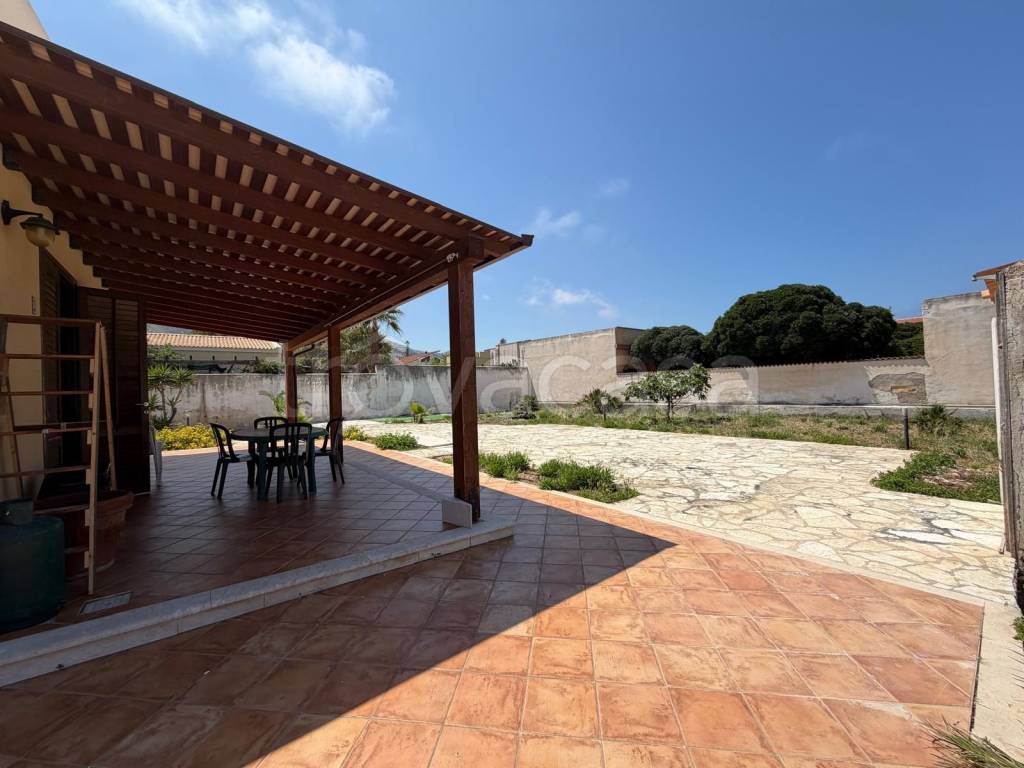 casa indipendente in vendita ad Erice in zona Pizzolungo