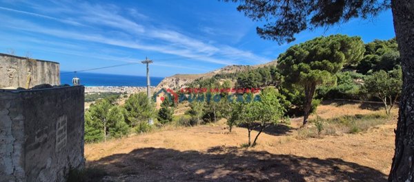 casa indipendente in vendita ad Erice