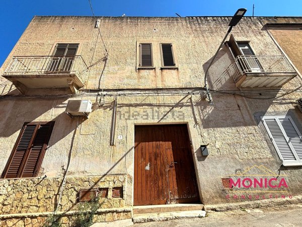 appartamento in vendita ad Erice in zona Casa Santa
