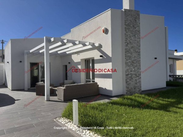 casa indipendente in vendita ad Erice in zona Pizzolungo