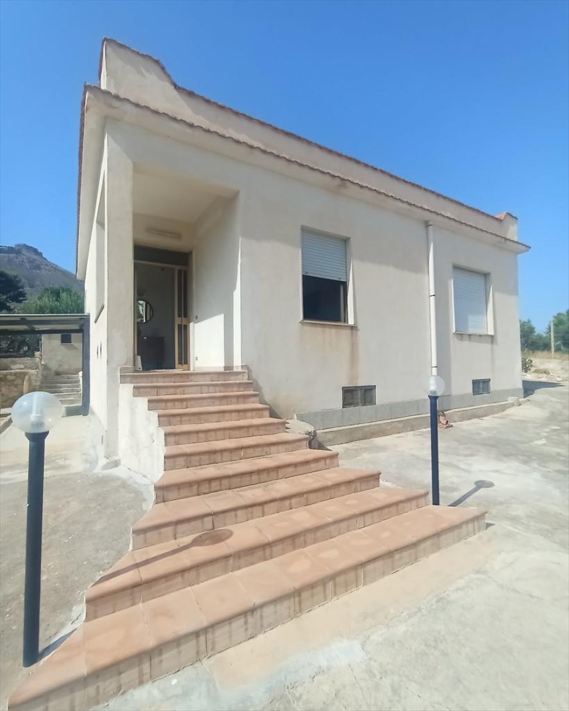 casa indipendente in vendita ad Erice in zona Casa Santa