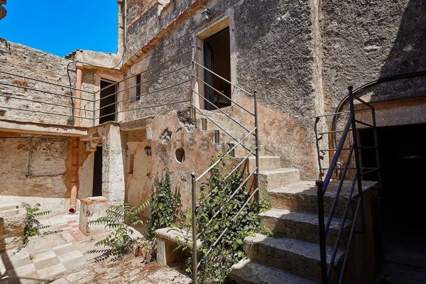 casa indipendente in vendita ad Erice