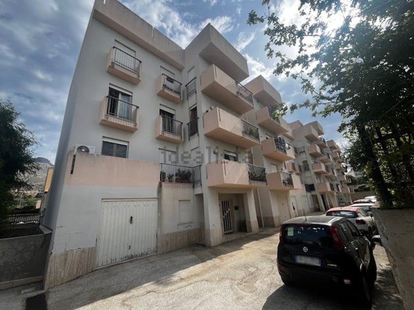 appartamento in vendita ad Erice in zona Casa Santa