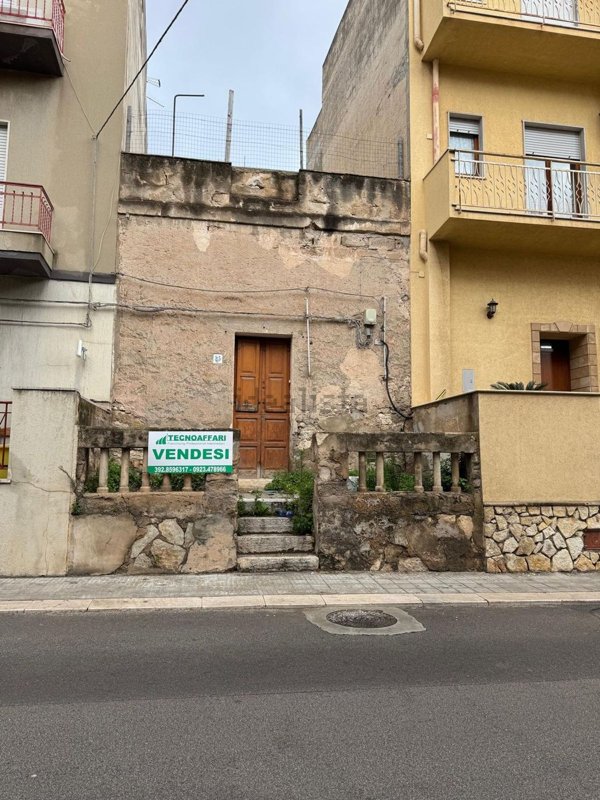 casa indipendente in vendita ad Erice in zona Casa Santa