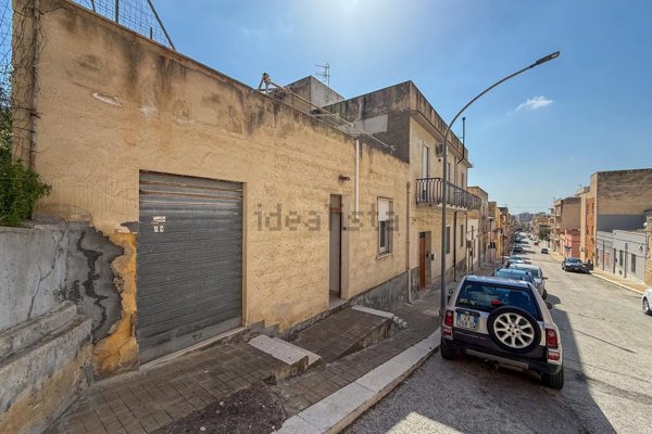 casa indipendente in vendita ad Erice in zona Casa Santa