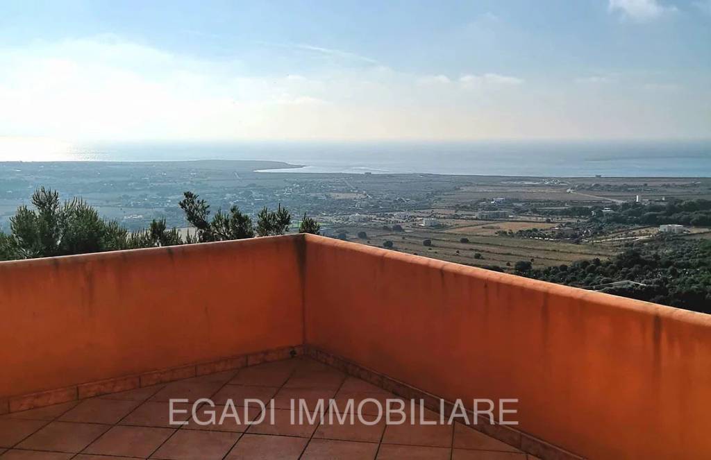 casa indipendente in vendita a Favignana