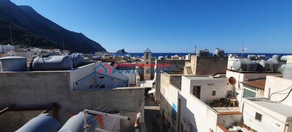 casa indipendente in vendita a Favignana