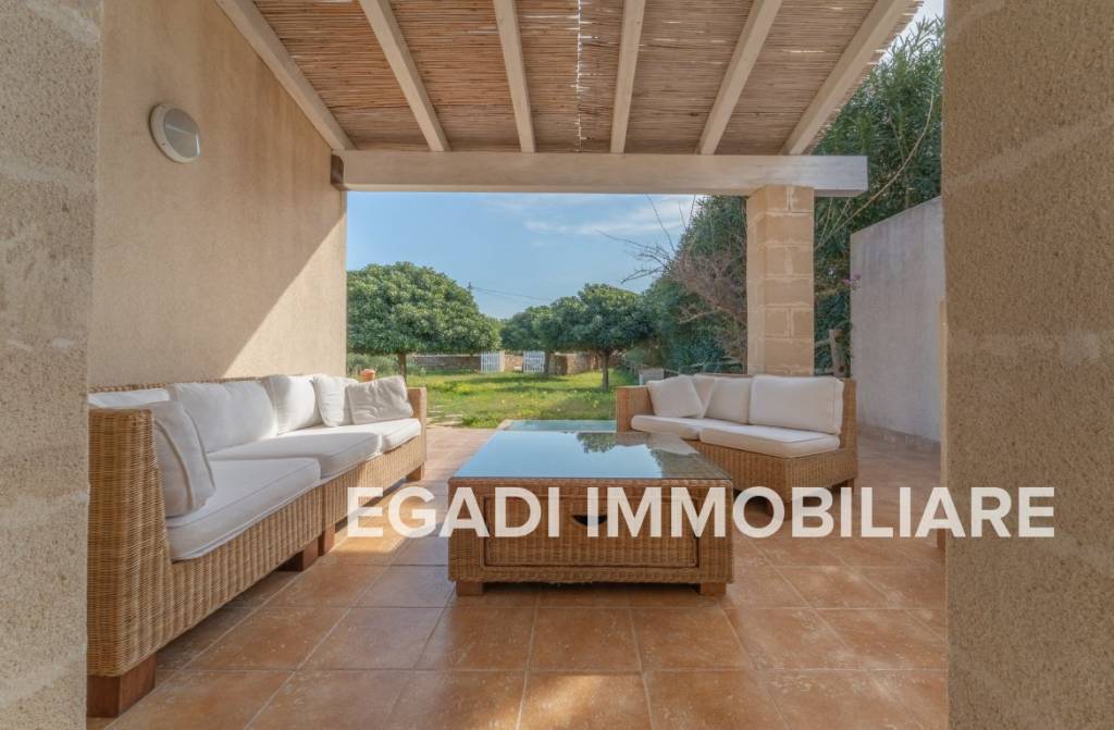 casa indipendente in vendita a Favignana