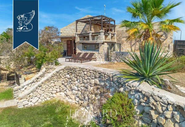 casa indipendente in vendita a Favignana