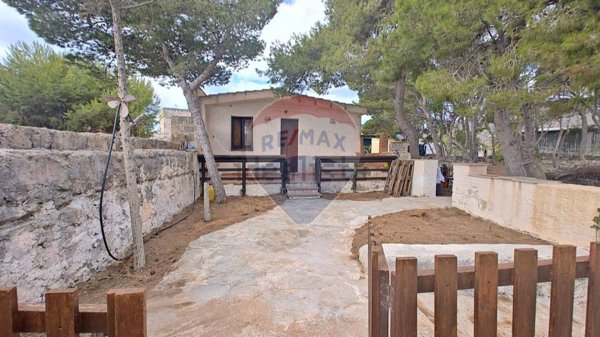 casa indipendente in vendita a Favignana