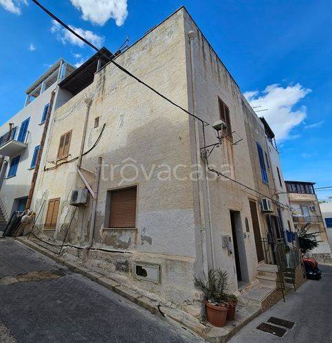 casa indipendente in vendita a Favignana