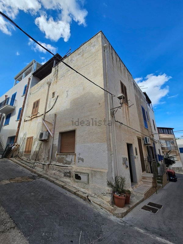 casa indipendente in vendita a Favignana