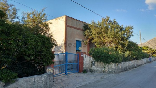 casa indipendente in vendita a Favignana