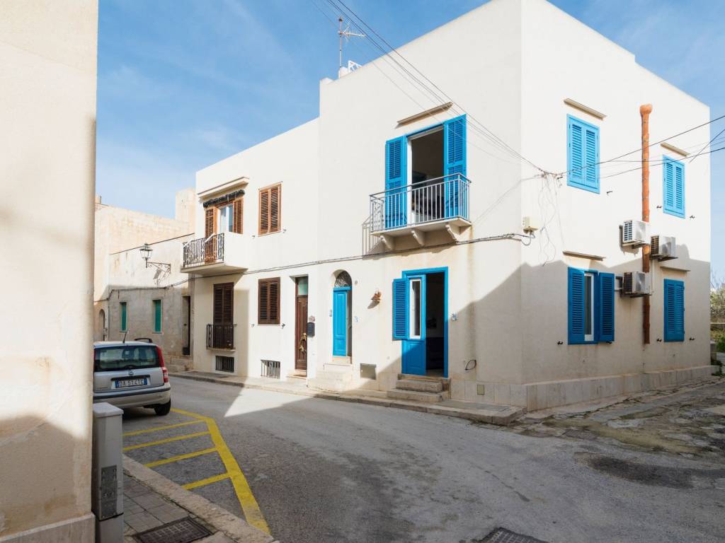 casa indipendente in vendita a Favignana