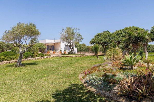 casa indipendente in vendita a Favignana