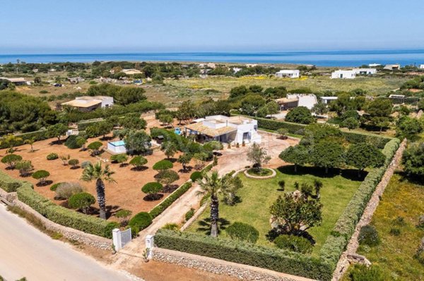 casa indipendente in vendita a Favignana