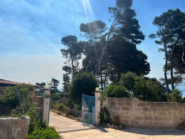casa indipendente in vendita a Favignana