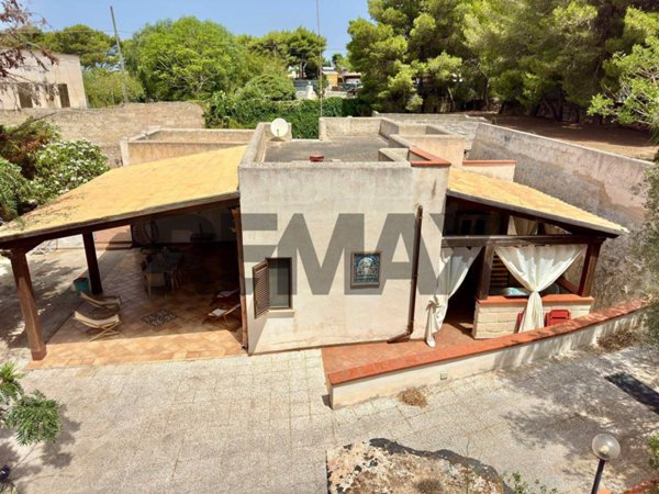 casa indipendente in vendita a Favignana