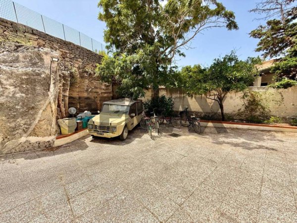 casa indipendente in vendita a Favignana