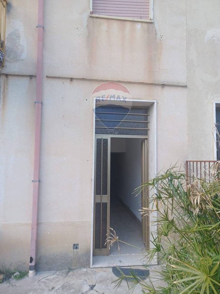 casa indipendente in vendita a Gibellina