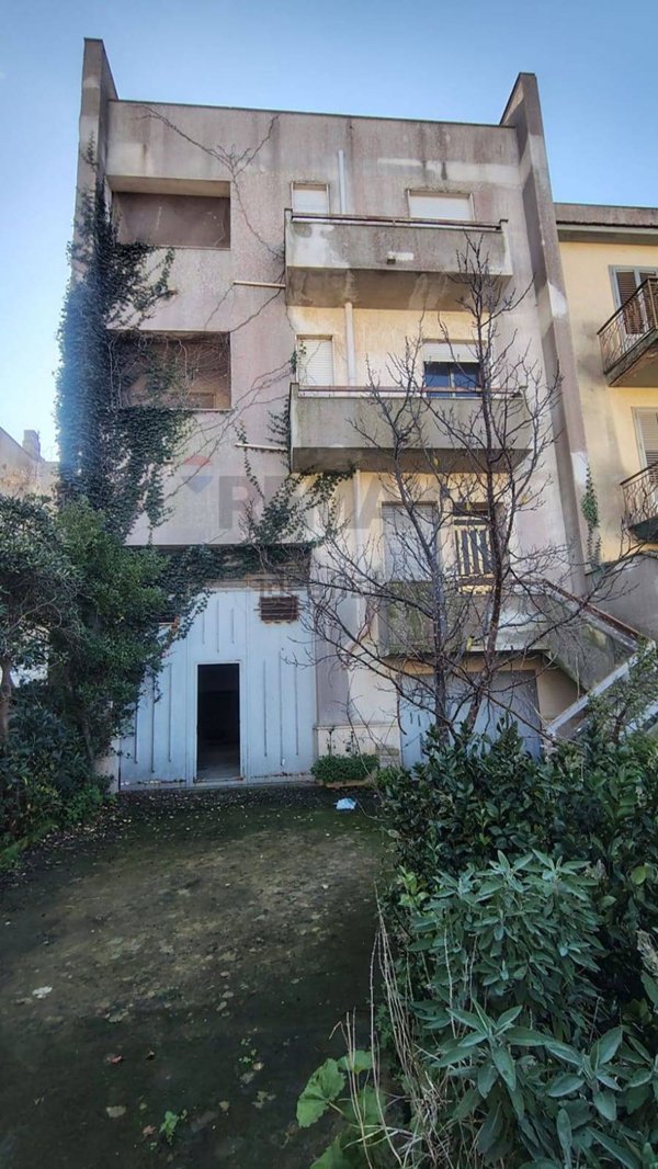 casa indipendente in vendita a Gibellina
