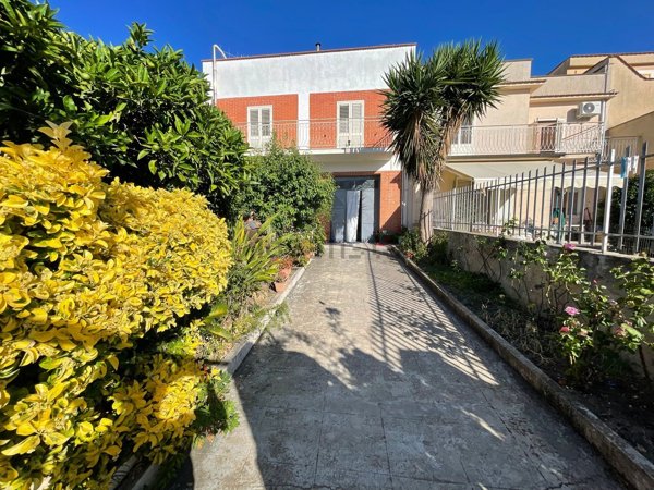 casa indipendente in vendita a Gibellina