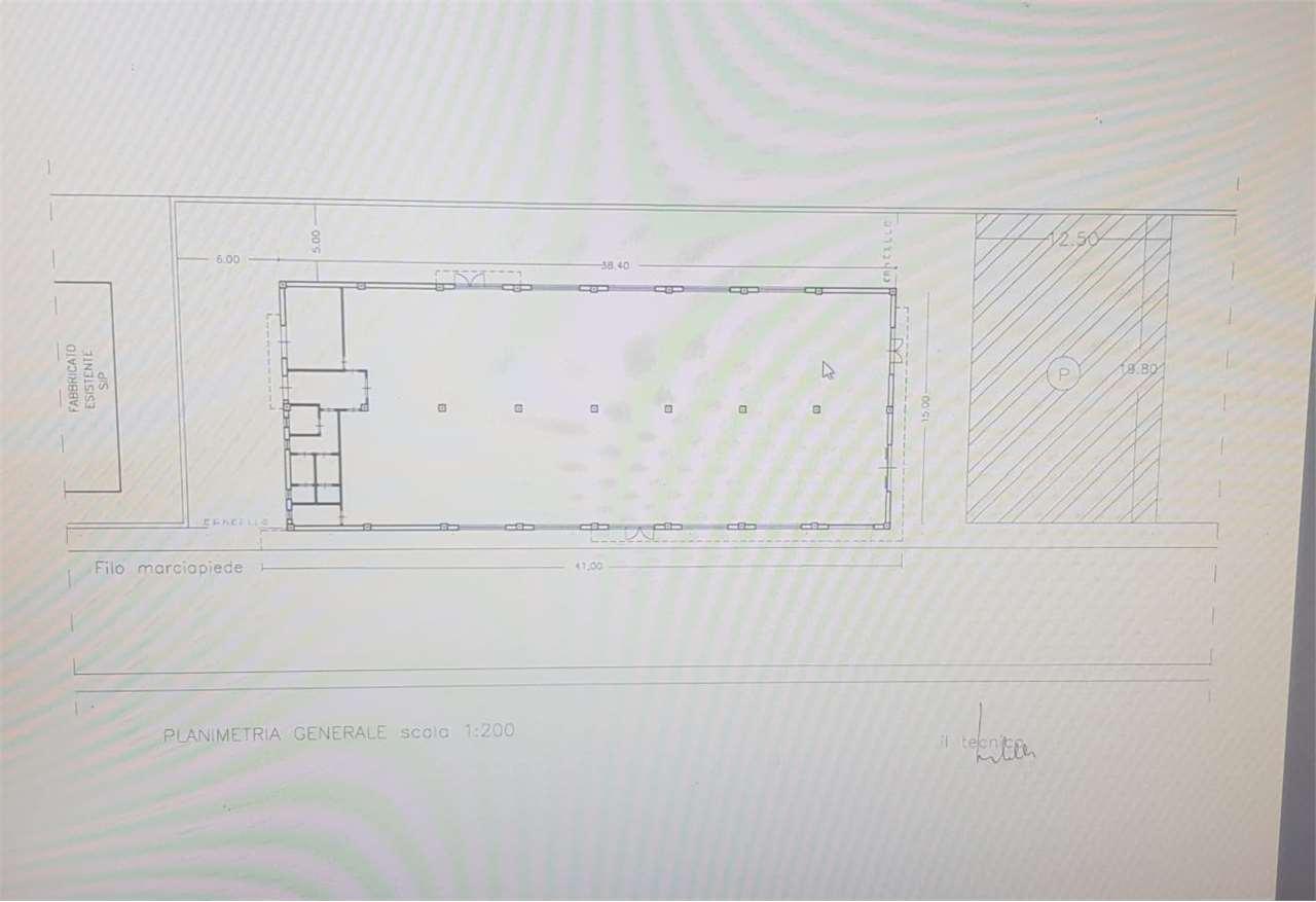 negozio in vendita a Marsala in zona Strasatti