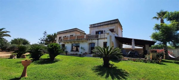 casa indipendente in vendita a Marsala