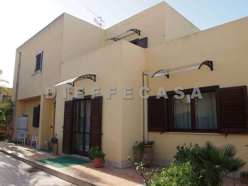 casa indipendente in vendita a Marsala