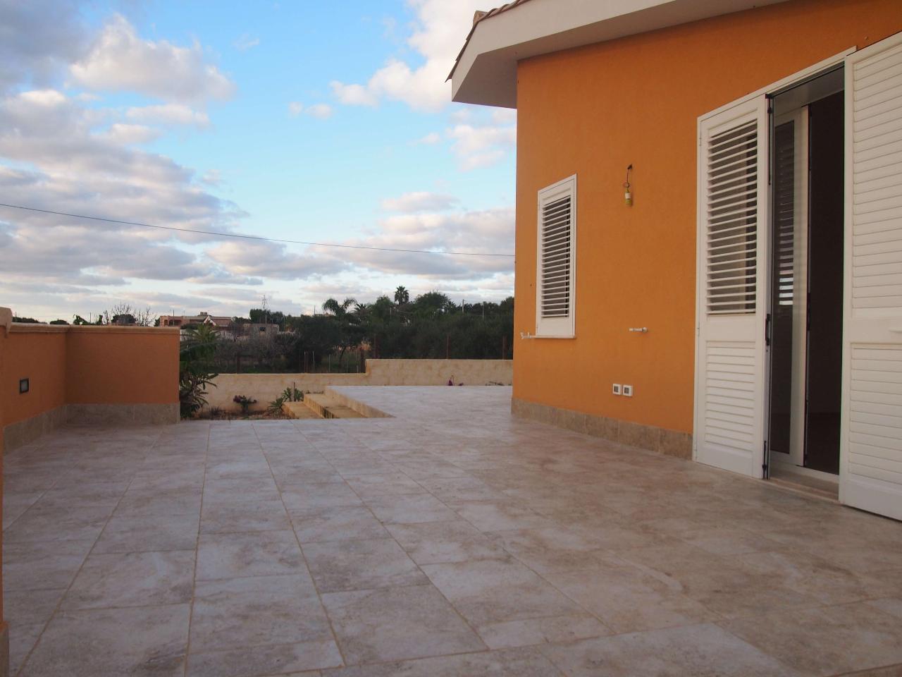casa indipendente in vendita a Marsala