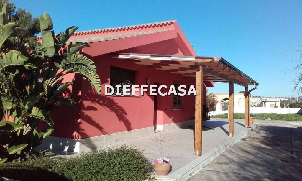 casa indipendente in vendita a Marsala