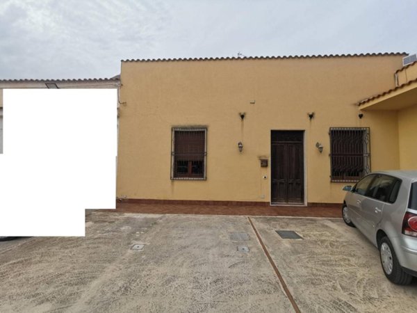casa indipendente in vendita a Marsala