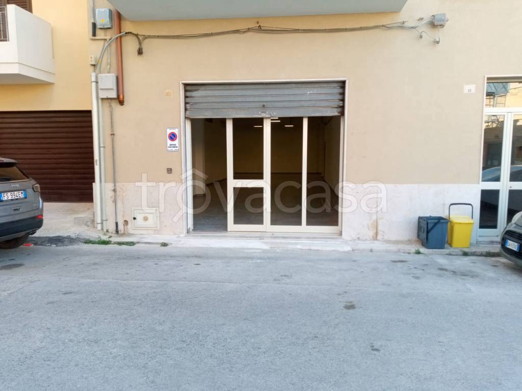 locale commerciale in vendita a Marsala