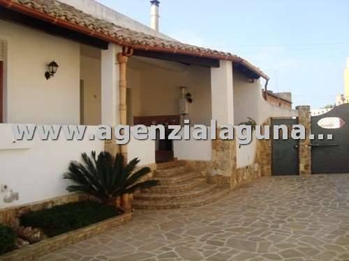 casa indipendente in vendita a Marsala