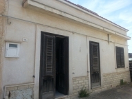 casa indipendente in vendita a Marsala