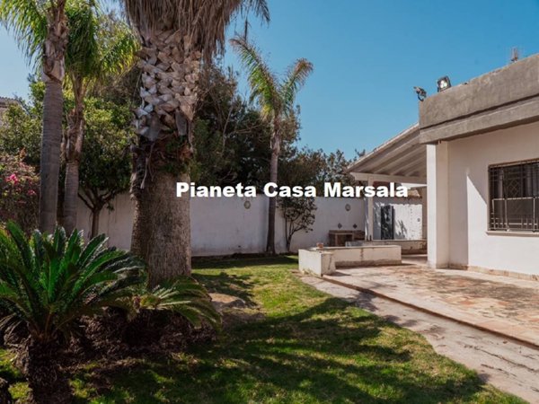 casa indipendente in vendita a Marsala